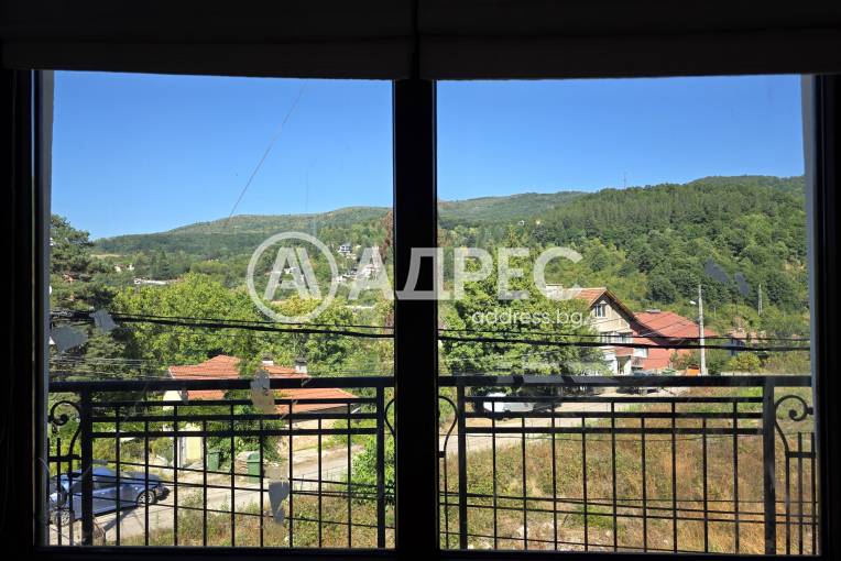 Многостаен апартамент, Владая, 677816, Снимка 9