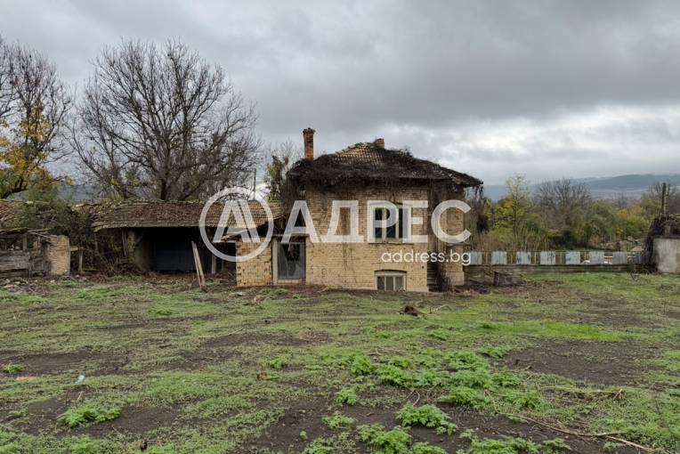 Къща/Вила, Садина, 674817, Снимка 1