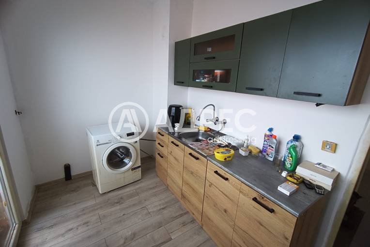 Двустаен апартамент, Разград, Орел, 678818, Снимка 1