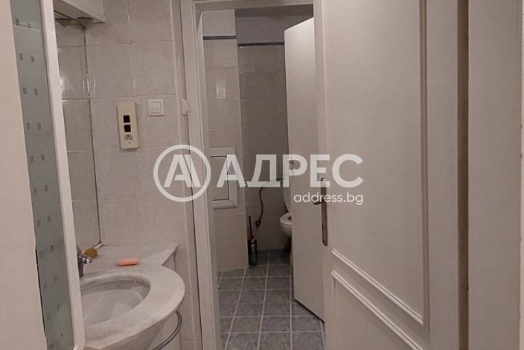 Двустаен апартамент, София, Изток, 696818, Снимка 3
