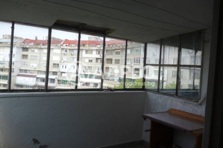 Многостаен апартамент, Добрич, Добротица, 700820, Снимка 16