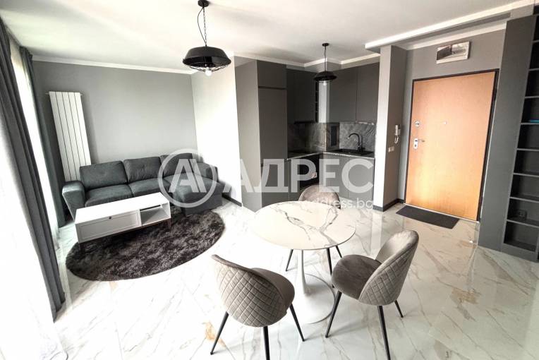 Двустаен апартамент, София, Витоша, 663821, Снимка 1