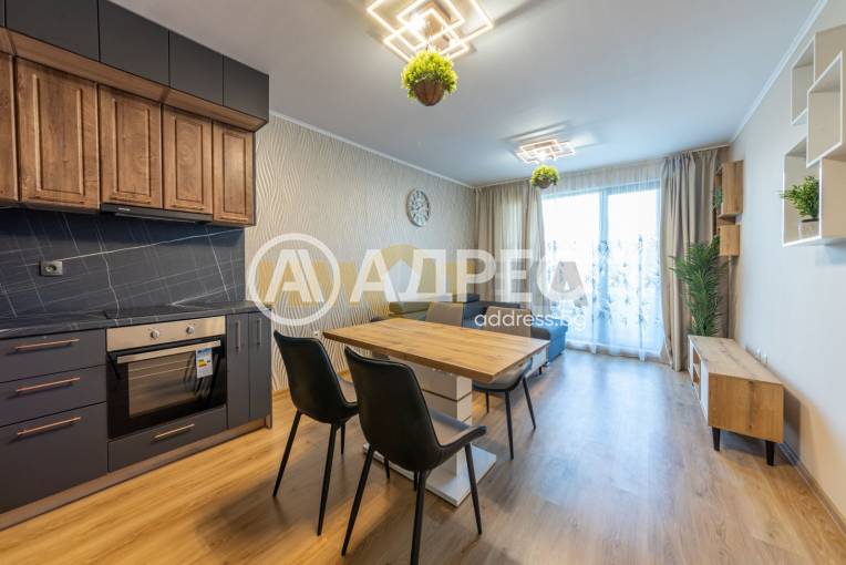 Тристаен апартамент, Варна, Погребите, 669822, Снимка 1