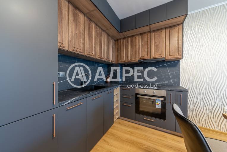 Тристаен апартамент, Варна, Погребите, 669822, Снимка 16