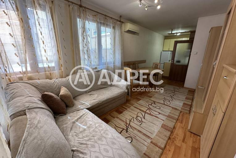 Гарсониера, Плевен, Идеален център, 677822, Снимка 1