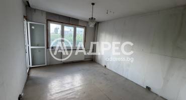 Тристаен апартамент, София, Фондови жилища, 695822, Снимка 5