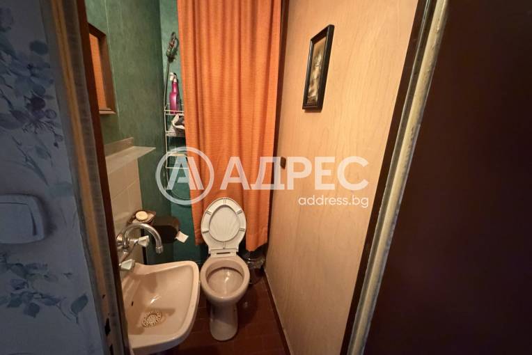 Тристаен апартамент, София, Фондови жилища, 695822, Снимка 9