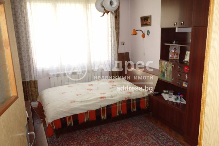 Многостаен апартамент, Разград, Варош, 415824, Снимка 2