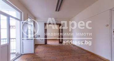 Многостаен апартамент, Варна, Идеален център, 606824, Снимка 2