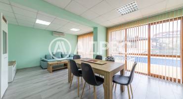 Многостаен апартамент, Варна, м-ст Ален Мак, 683825, Снимка 2