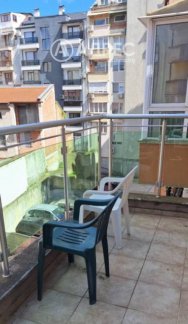 Двустаен апартамент, Варна, Операта, 690827, Снимка 1