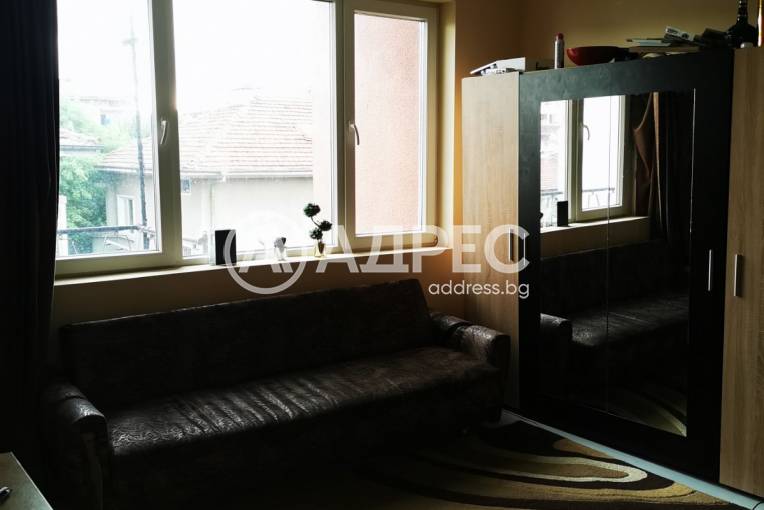 Многостаен апартамент, Пловдив, Кючук Париж, 627828, Снимка 2