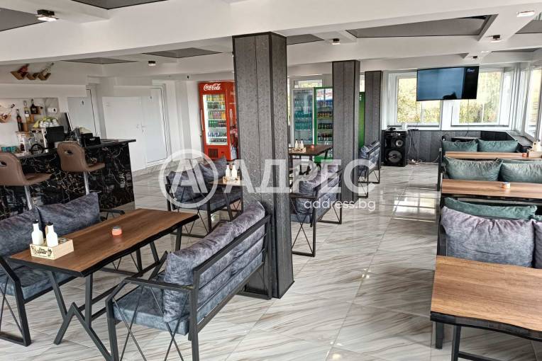 Търговски помещения, Разград, Орел, 662829, Снимка 13