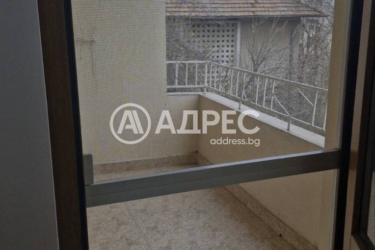 Тристаен апартамент, Плевен, Идеален център, 677830, Снимка 8