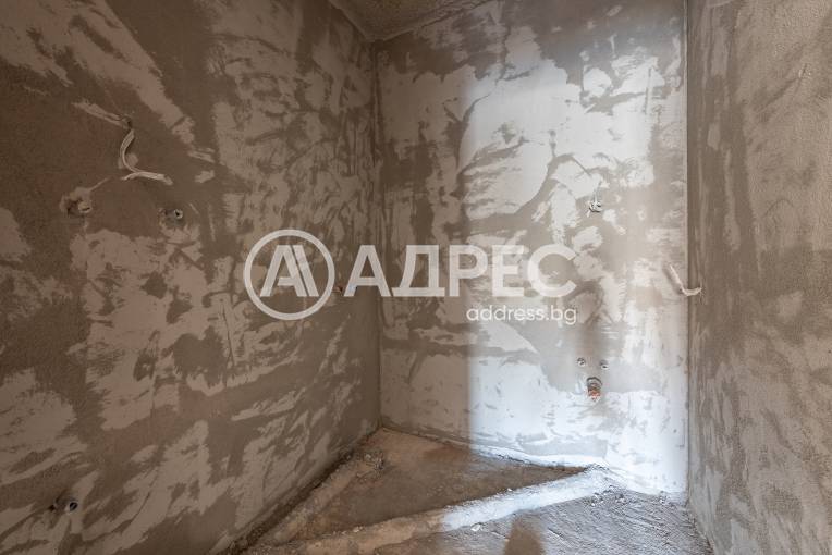 Тристаен апартамент, Варна, Общината, 685830, Снимка 9