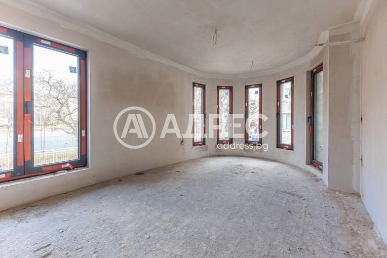 Тристаен апартамент, Варна, Общината, 685830, Снимка 2