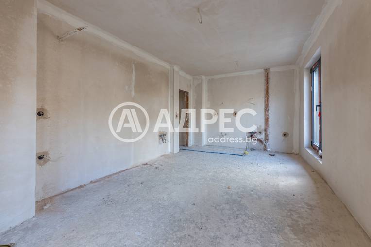 Тристаен апартамент, Варна, Общината, 685830, Снимка 4