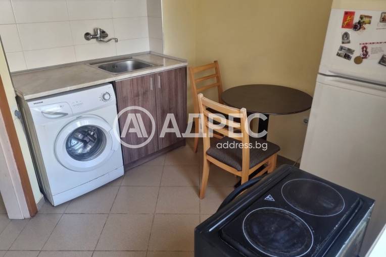 Тристаен апартамент, Варна, Погребите, 695830, Снимка 7