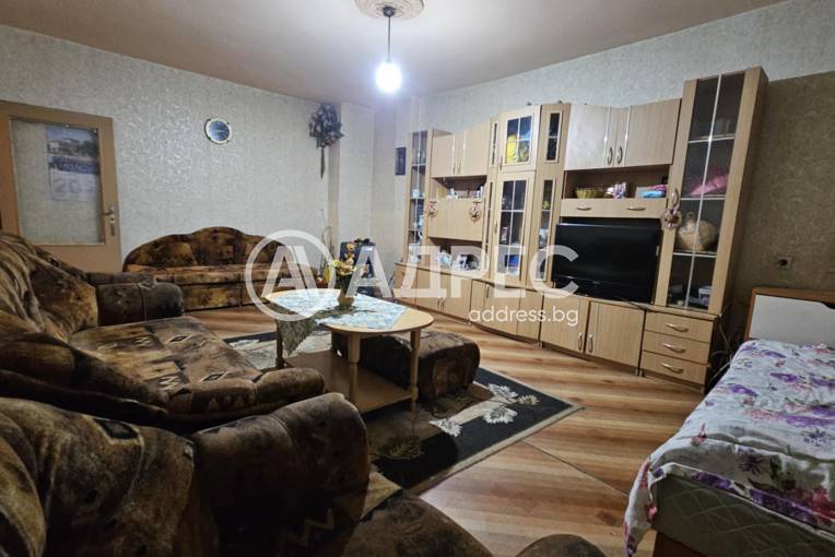 Тристаен апартамент, Нова Загора, 675831, Снимка 2