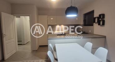 Тристаен апартамент, Карлово, 686831, Снимка 1