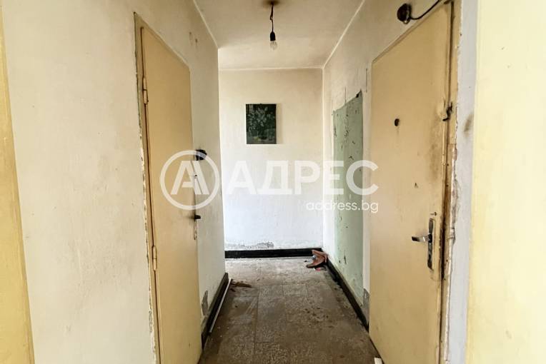 Гарсониера, Ловеч, Здравец, 677833, Снимка 3