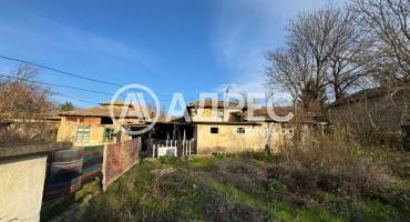 Къща/Вила, Садина, 677834, Снимка 5