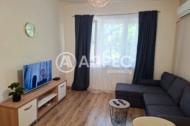 Двустаен апартамент, Пловдив, Стария град, 696834, Снимка 1