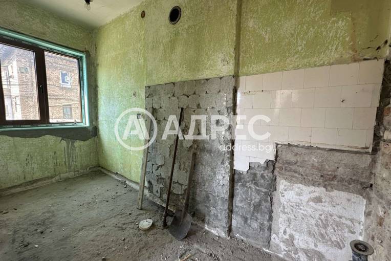 Етаж от къща, Шумен, Басейна, 679835, Снимка 3