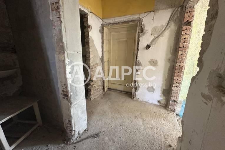 Етаж от къща, Шумен, Басейна, 679835, Снимка 4