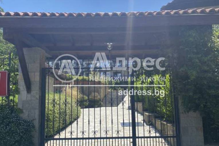 Тристаен апартамент, Созопол, местност Месаря, 548836, Снимка 1