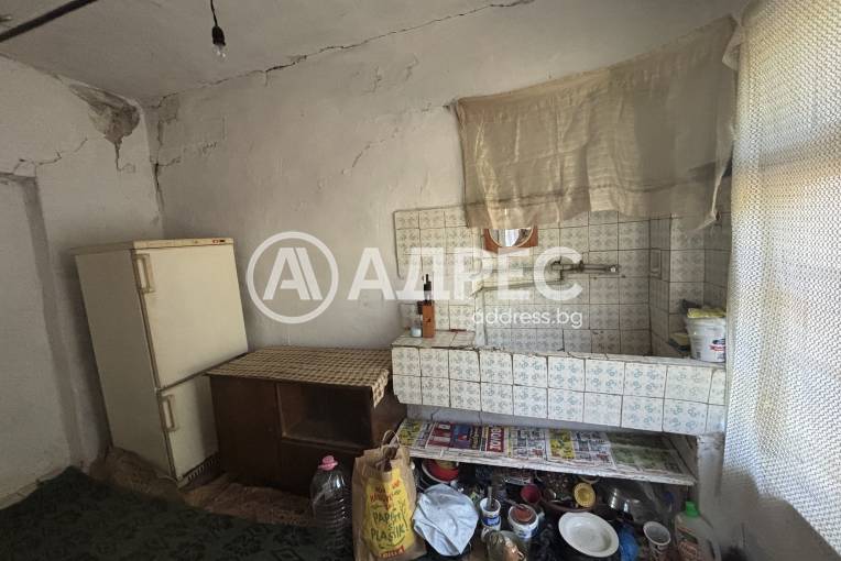 Къща/Вила, Книжовник, 662836, Снимка 11