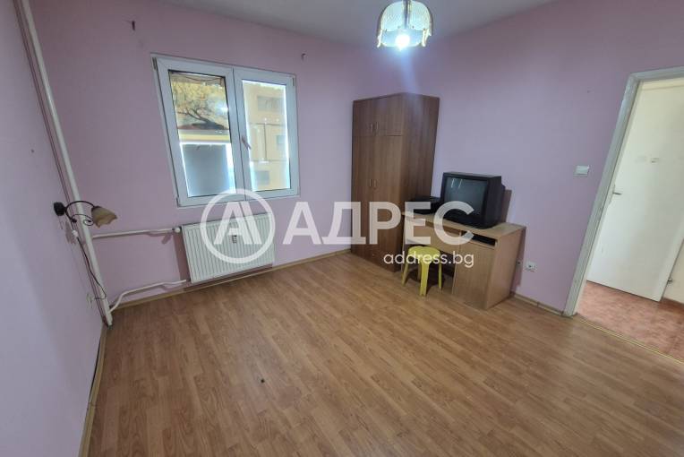 Тристаен апартамент, София, Надежда 1, 687836, Снимка 13