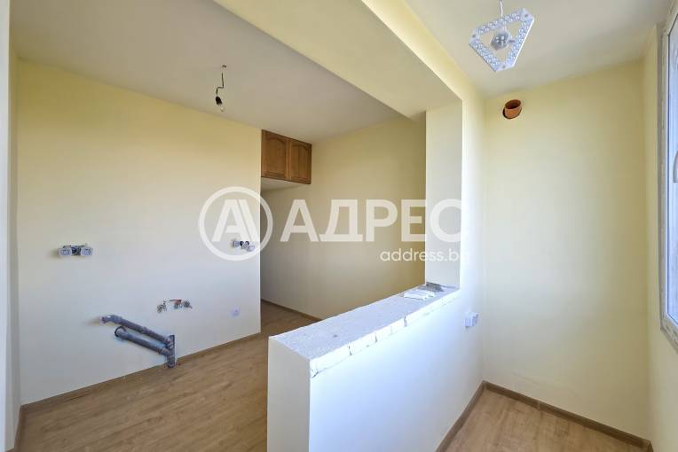 Двустаен апартамент, София, Толстой, 665837, Снимка 1