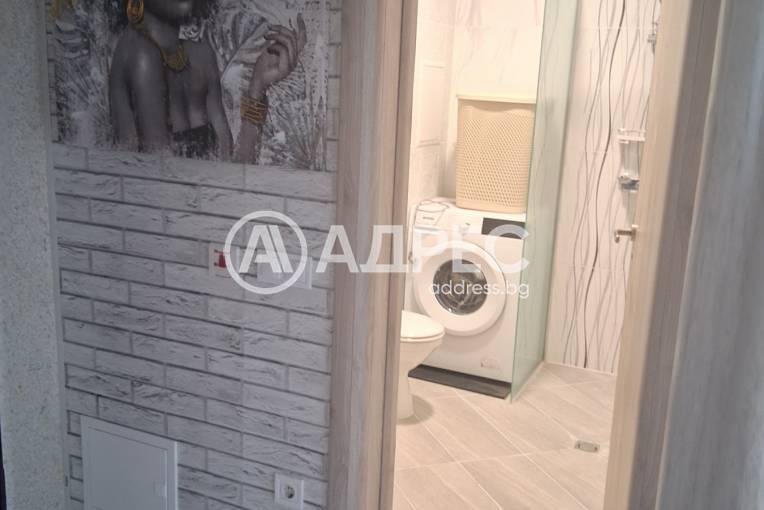 Двустаен апартамент, София, Люлин 2, 666837, Снимка 1