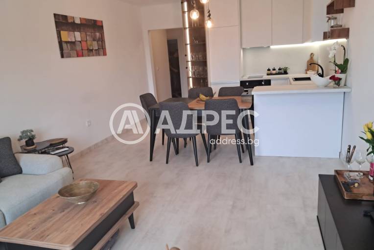 Тристаен апартамент, Варна, Виница, 670838, Снимка 2