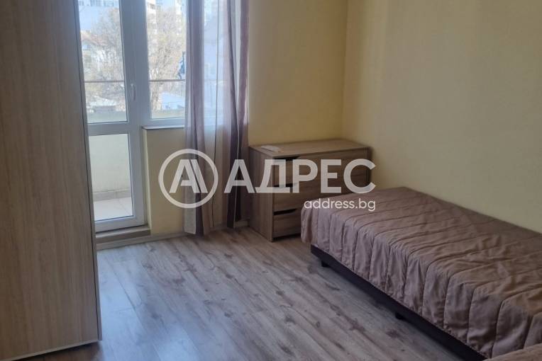 Многостаен апартамент, Варна, Погребите, 695838, Снимка 2