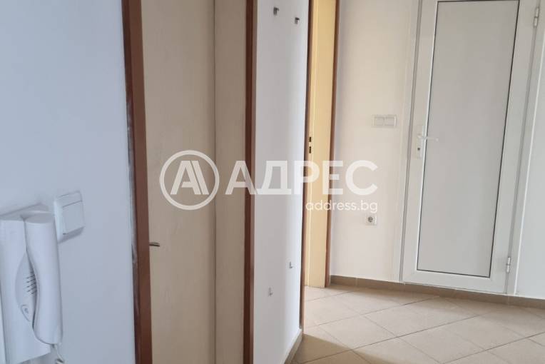 Многостаен апартамент, Варна, Погребите, 695838, Снимка 3