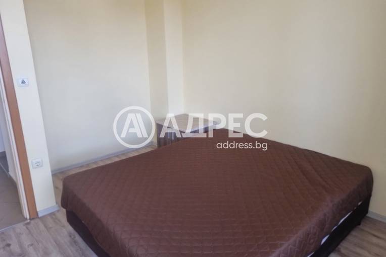 Многостаен апартамент, Варна, Погребите, 695838, Снимка 4