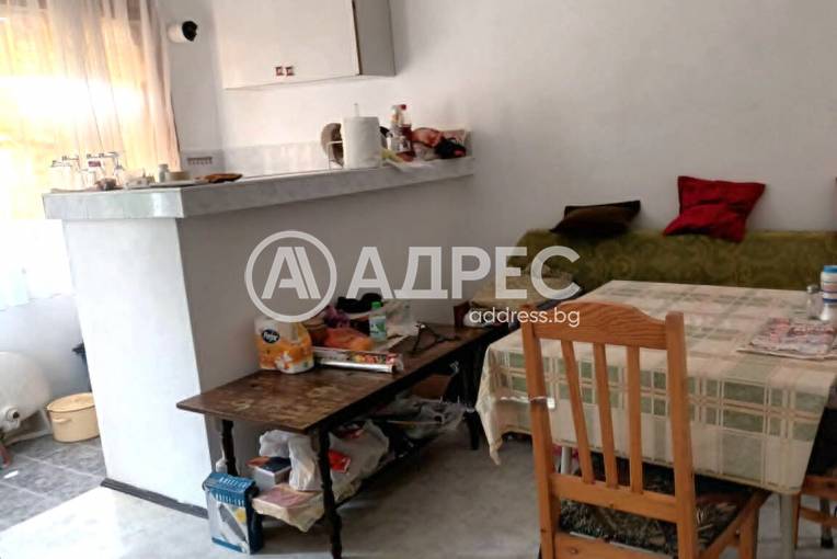 Двустаен апартамент, Ямбол, Васил Левски, 699838, Снимка 1