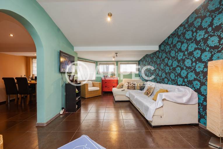 Тристаен апартамент, Варна, Погребите, 702838, Снимка 2