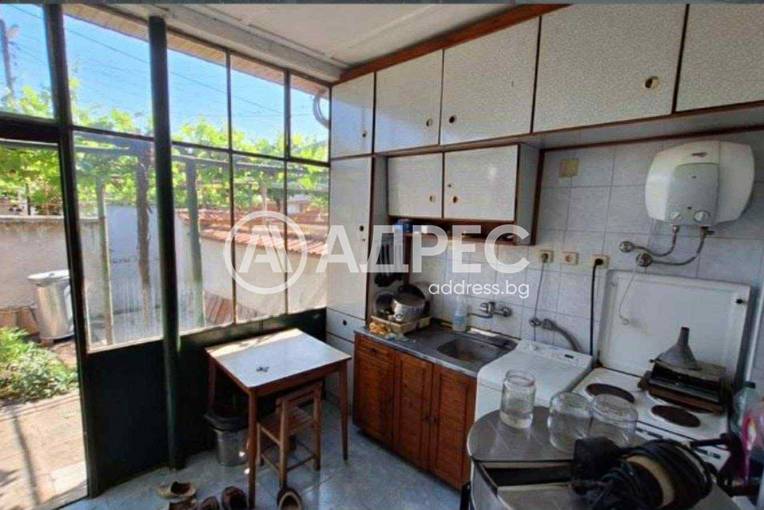 Къща/Вила, Съединение, 673841, Снимка 2