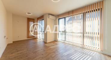 Тристаен апартамент, Варна, Бриз, 667842, Снимка 1