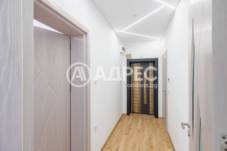 Двустаен апартамент, Варна, Погребите, 694842, Снимка 1