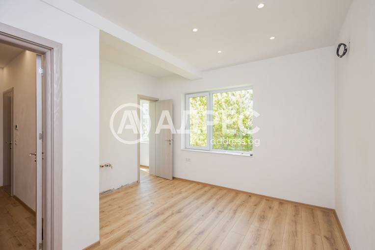 Двустаен апартамент, Варна, Погребите, 694842, Снимка 4