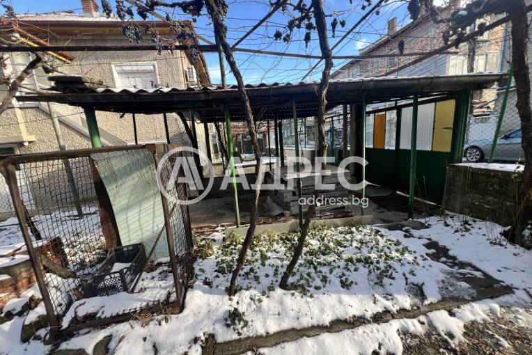 Къща/Вила, Ловеч, Младост, 681845, Снимка 3
