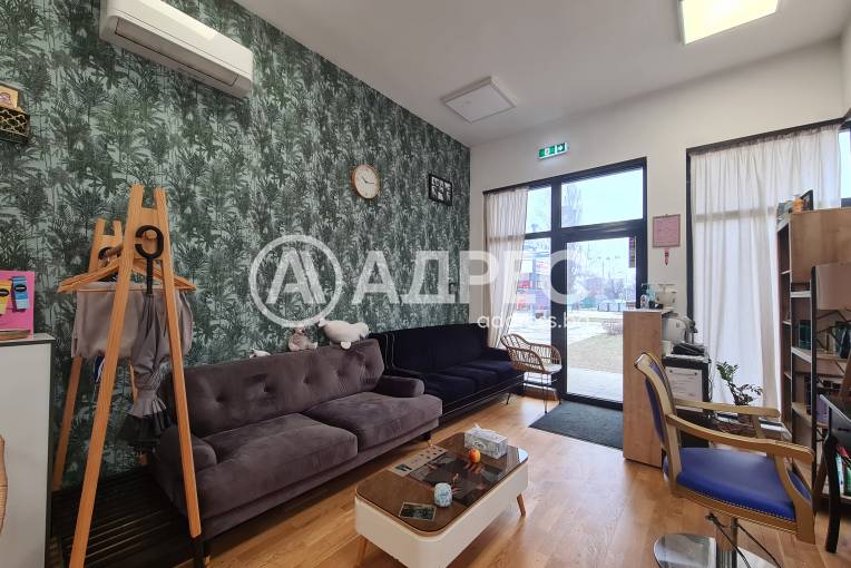 Козметично/Фризьорско студио, София, Толстой, 645846, Снимка 1