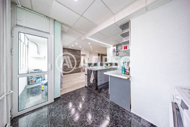 Тристаен апартамент, Плевен, Идеален център, 680846, Снимка 3