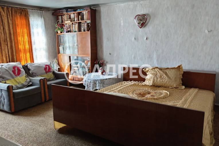 Къща/Вила, Велико Търново, Света гора, 670847, Снимка 2