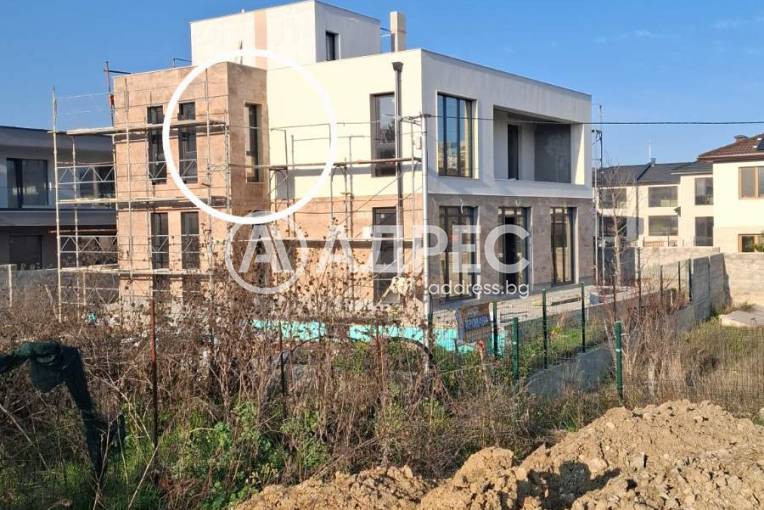 Къща/Вила, Варна, Виница, 680847, Снимка 1