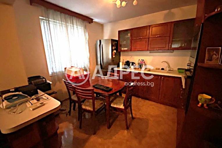 Тристаен апартамент, Хасково, Център, 679848, Снимка 4